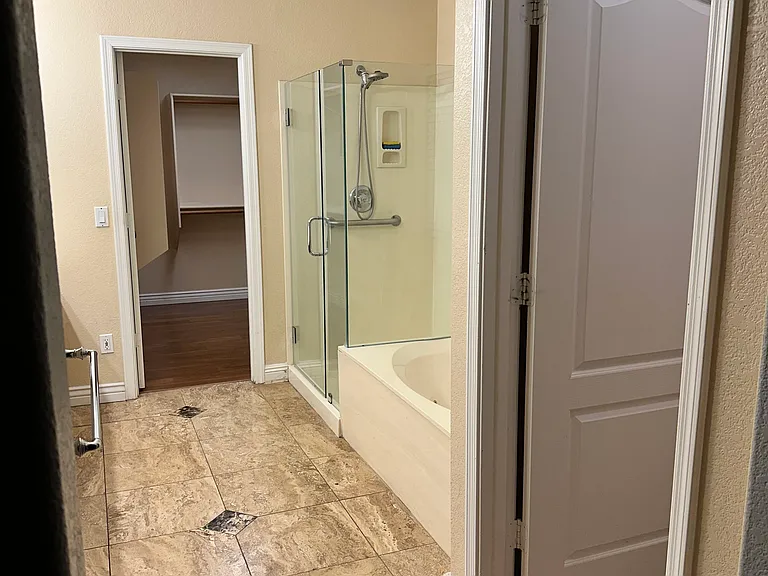 862 N John Way — Photo 11