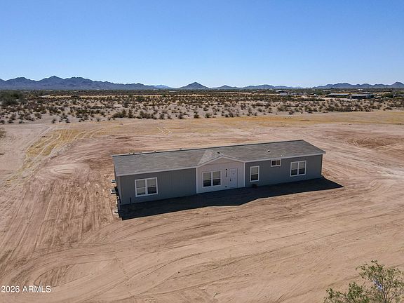 2nd image of 1296 N Ruby Road