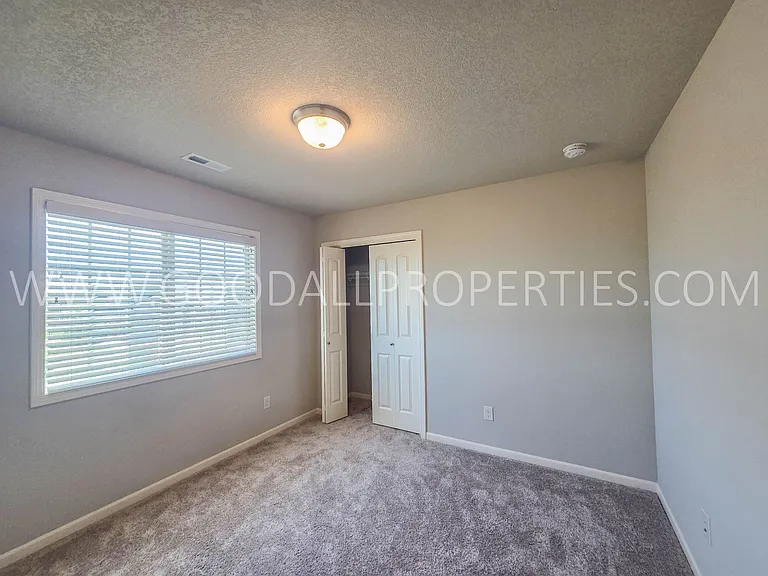 885 Northview Dr — Photo 8