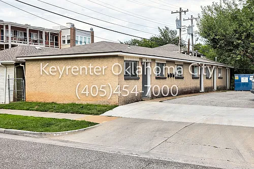 1700 N Robinson Ave Photo 1