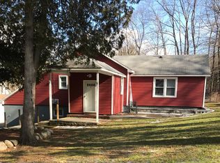 7 The Brooks Farm Ln, Chester, NY 10918