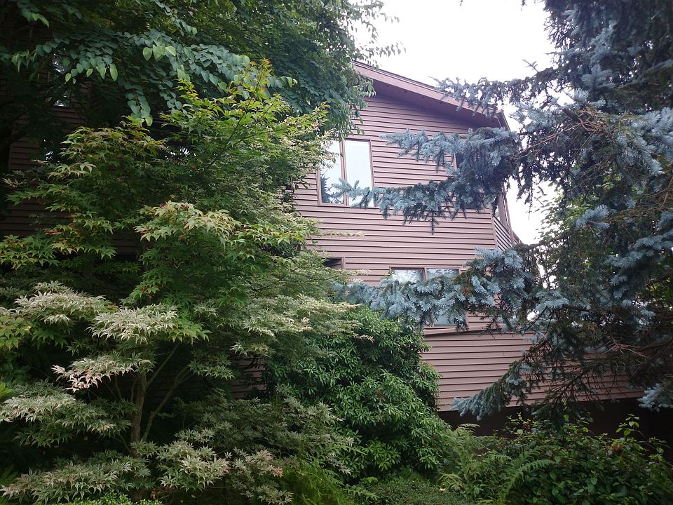 2nd image of 147 NW 59th St