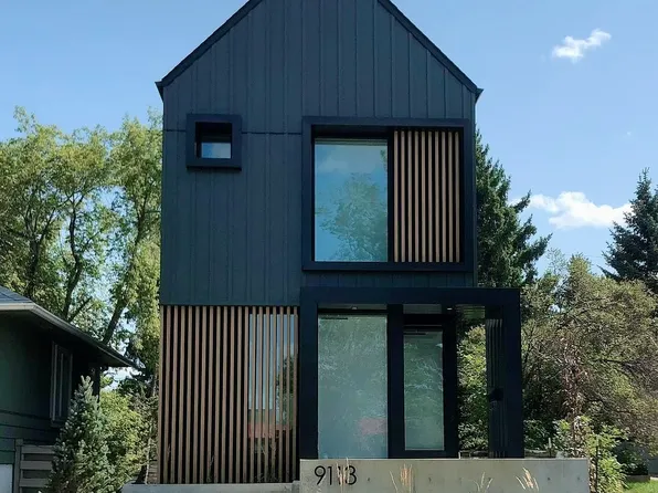 9113 142nd St NW, Edmonton, AB T5R 0M8