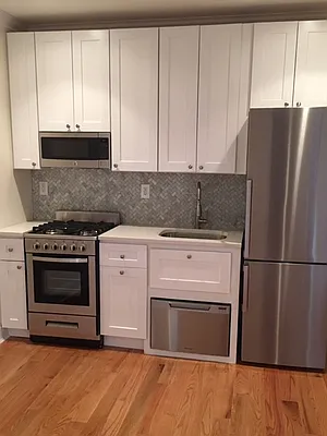 Rented by Brick&Mortar | media 16