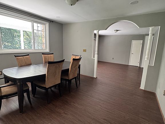 entry room