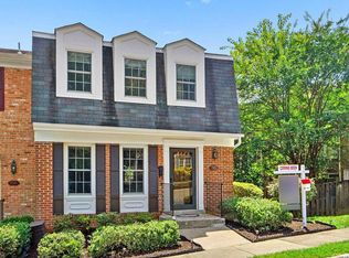 7323 Rockford Dr, Falls Church, VA 22043