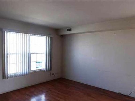 3rd image of 1447 Berta Dr