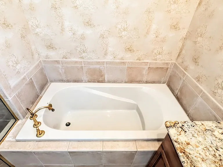 124 Turquoise Ln — Photo 33