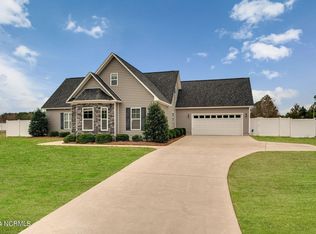 2714 Madison Hardee Rd, Ayden, NC 28513