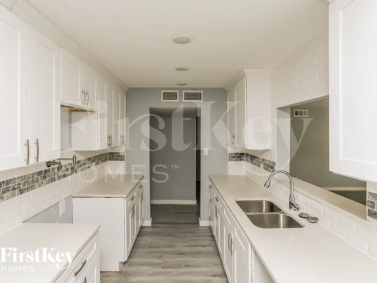 3208 Kiesthill Dr — Photo 6