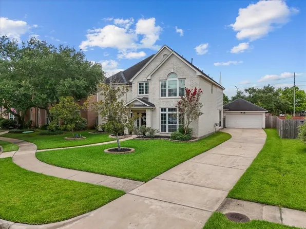 3010 Gorom Court, Pearland, TX 77584