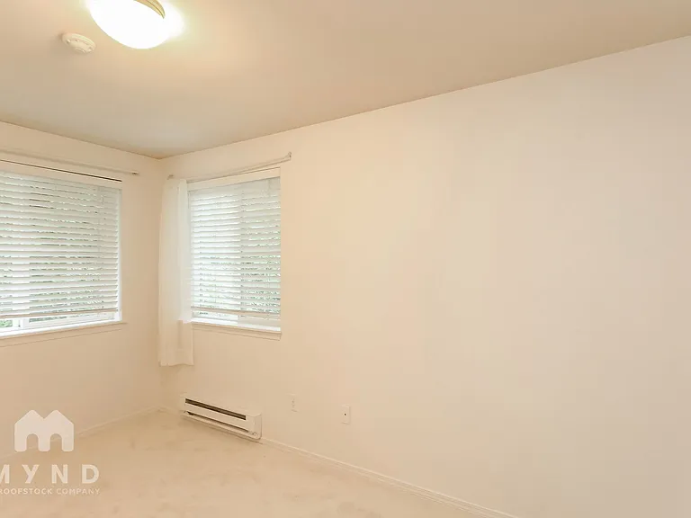 10909 Avondale Rd NE #O-159 — Photo 16
