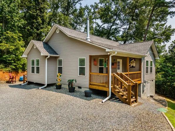 216 Hideaway Rd, Morganton, GA 30560