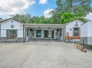 2215 Marfa Ave, Dallas, TX 75216