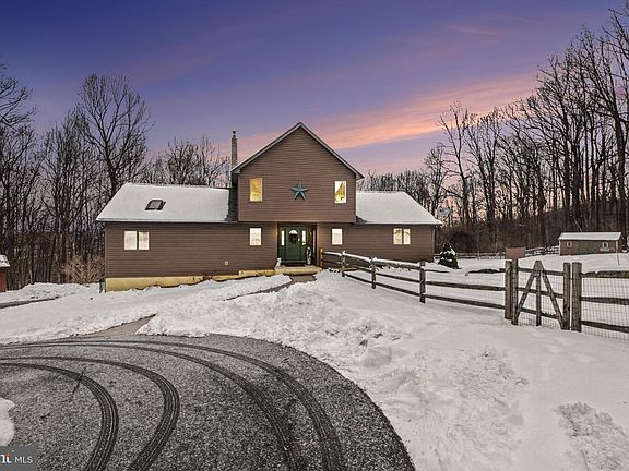 3rd image of 46 Wetzel Rd