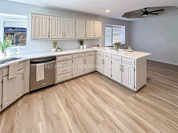 3rd image of 3404 Bowden Hill Ln N