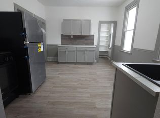 4715 10th Ave #2, Kenosha, WI 53140