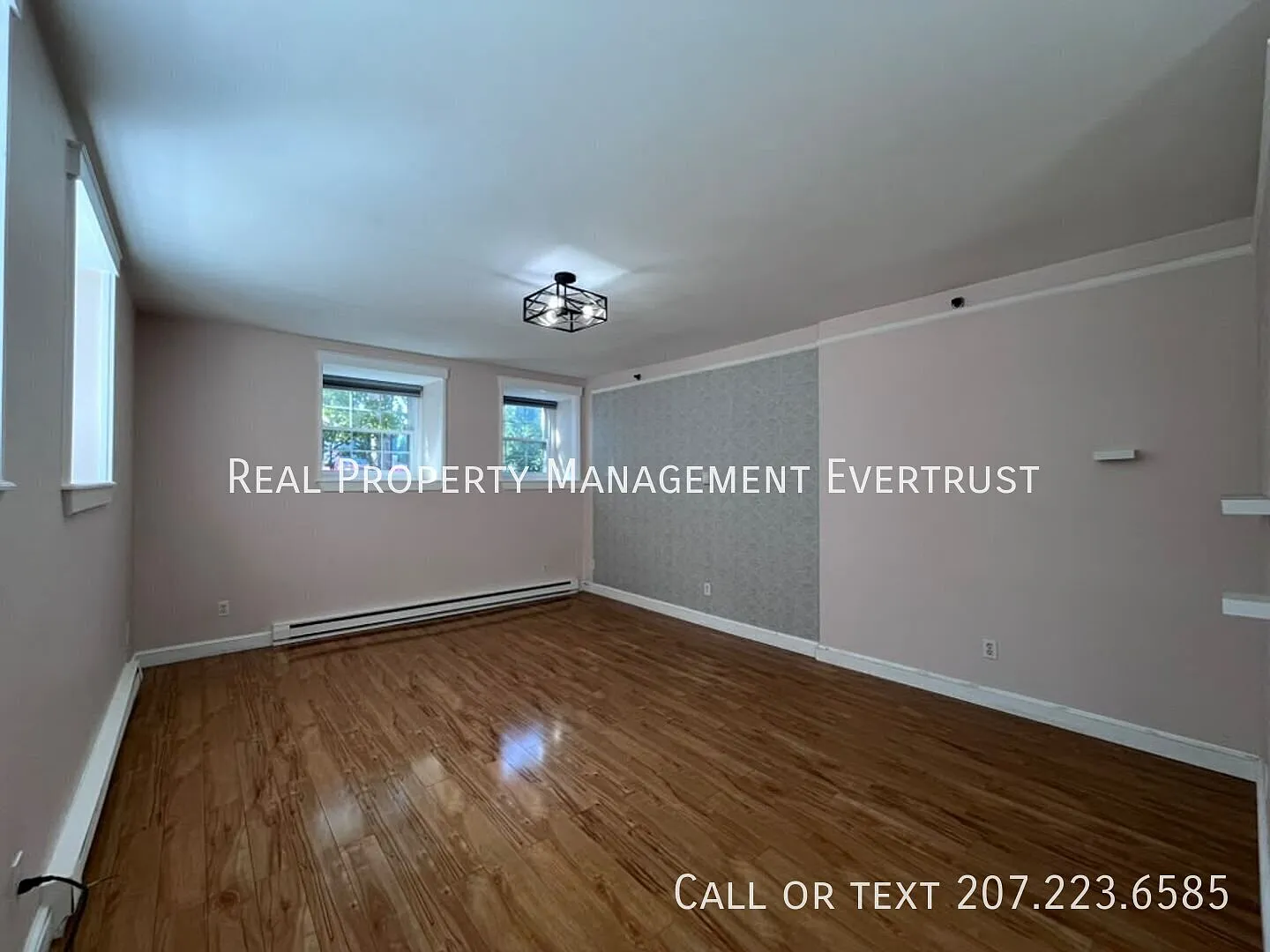 Updated 1-Bedroom Condo | In-Unit Laundry | 2 Parking Spaces | South Portland — Photo 3