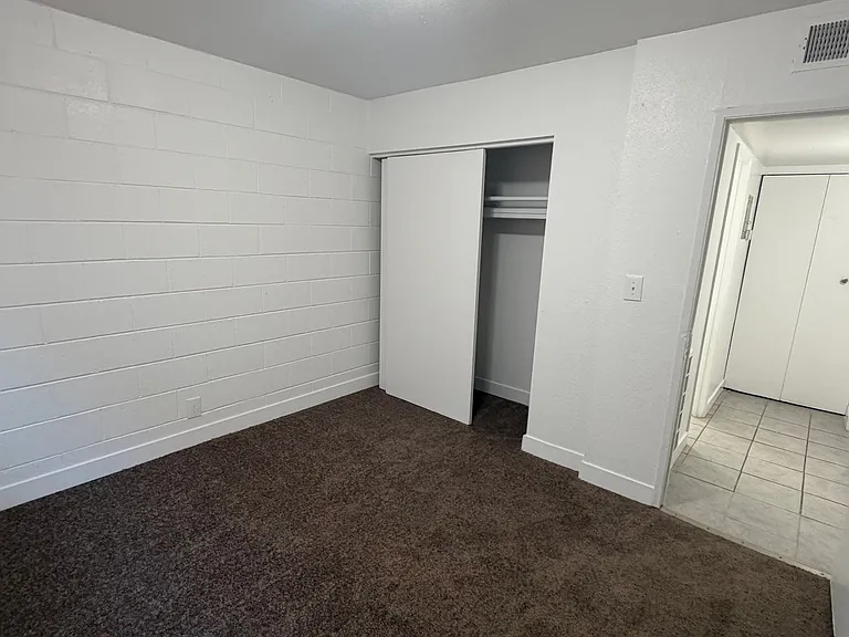 2304 Clifford Ave #67 — Photo 8