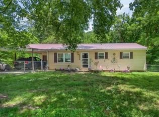 4554 S Creek Dr, Cookeville, TN 38506