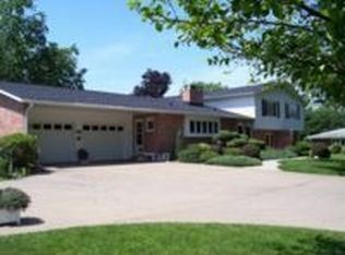 148 Golf Ln, Burlington, IA 52601