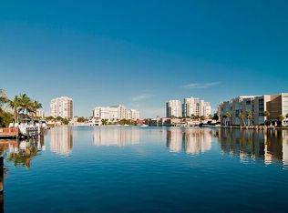 389 Neptunes Bight, Naples, FL 34103