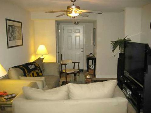3rd image of 1402 Rolling Rock Dr