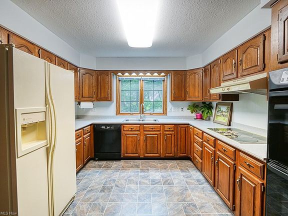 5th image of 19308 Ivywood Trl