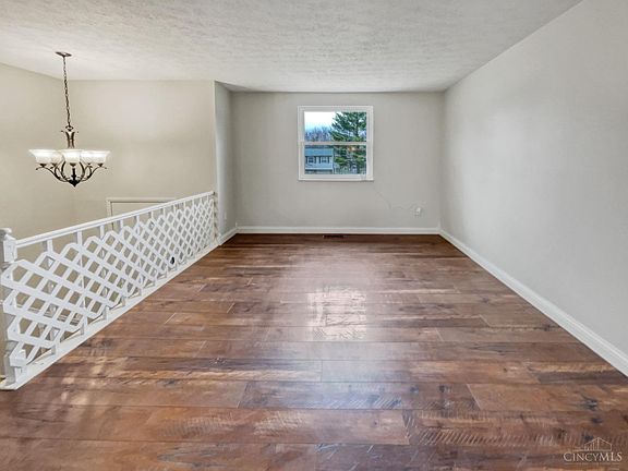 2nd image of 1369 Linden Creek Dr