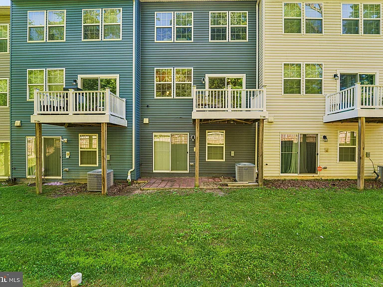 5733 Nicken Ct — Photo 22
