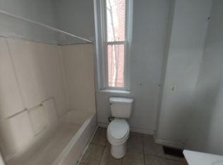 938 S 1st St APT 2, Louisville, KY 40203