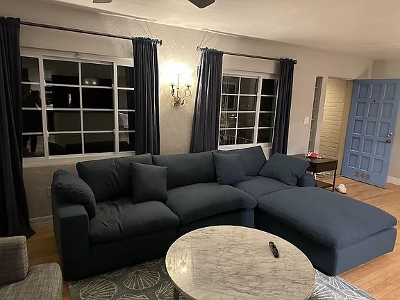 4th image of 240 E Lake Sue Avenue