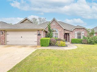 3005 SW Waterleaf Ave, Bentonville, AR 72713