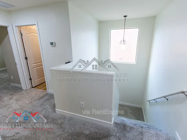 23658 S 210th Pl — Photo 24