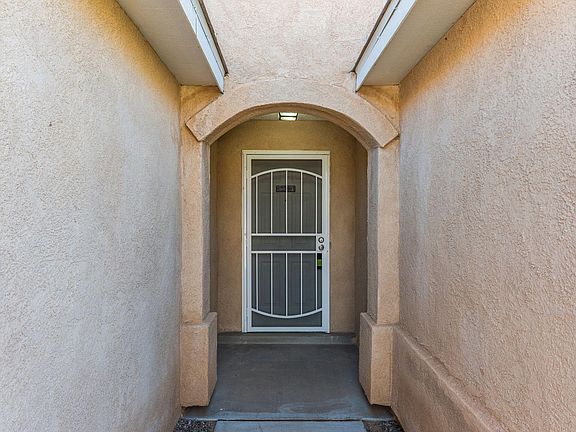 2nd image of 1444 Penasco Rd NE