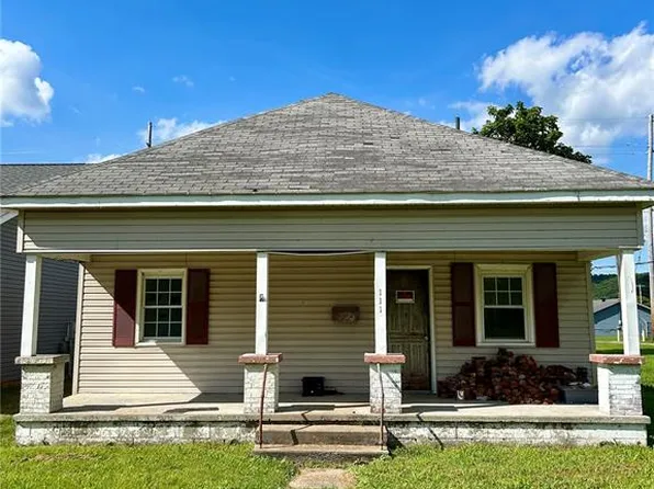 111 Helen Ave, Chaffee, MO 63740