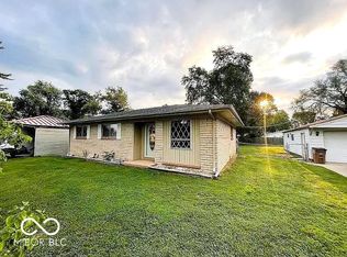 727 Fairview Dr, Columbus, IN 47201