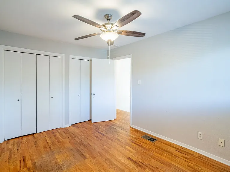 606 Franklin Blvd #A — Photo 15