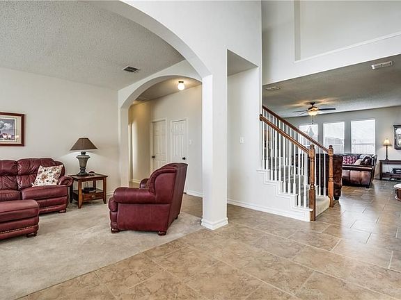 5th image of 9904 Presthope Dr