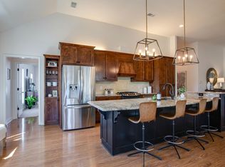 1518 Gray Fox Ln, Spring Hill, TN 37174