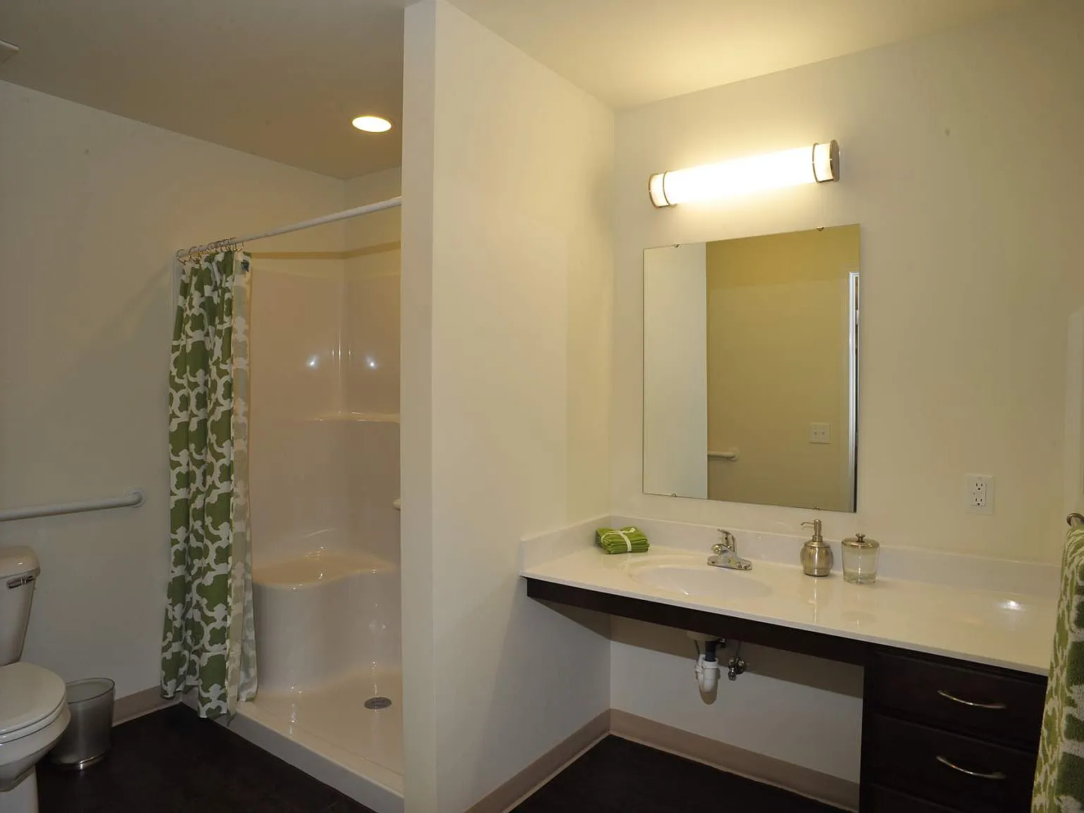Residences At Washington Street — Photo 4