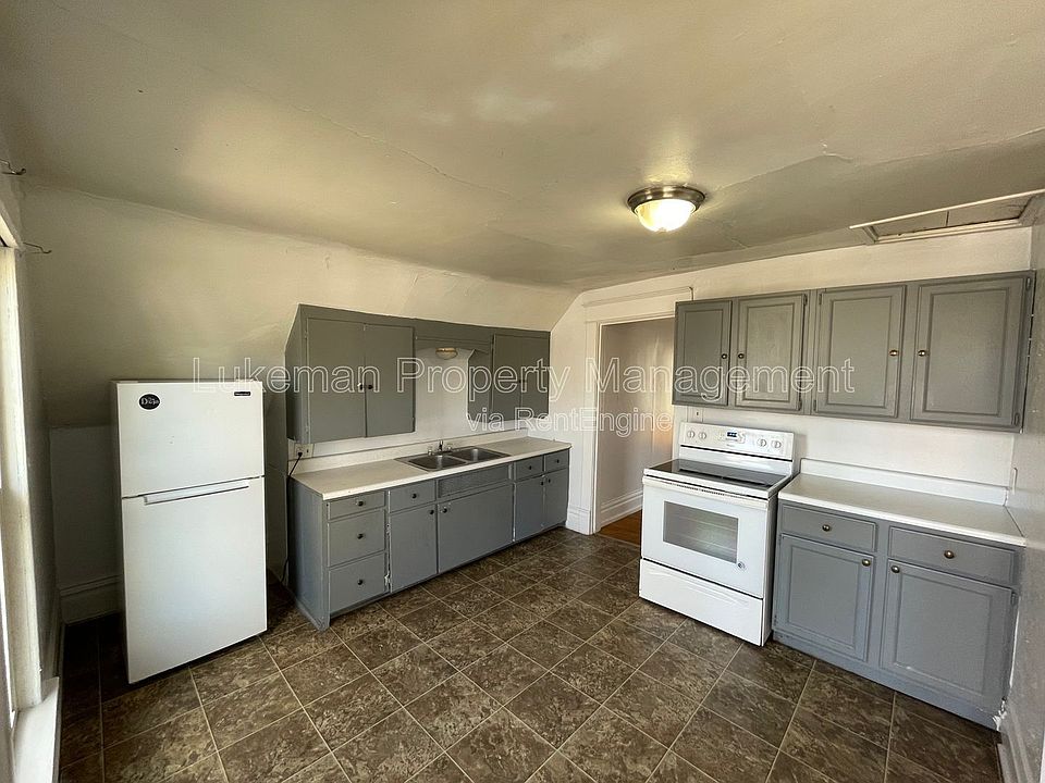 1st image of 817 Egleston Ave #2