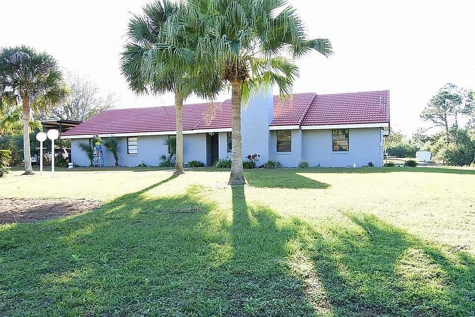 1st image of 6896 Amaryllis Dr