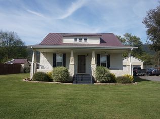 1085 N Main St, Whitwell, TN 37397