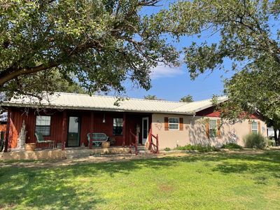 3957 Sunrise Ln, Levelland, TX, 79336