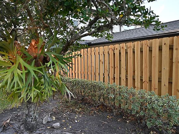 4th image of 1635 Gulfview Dr #437-A