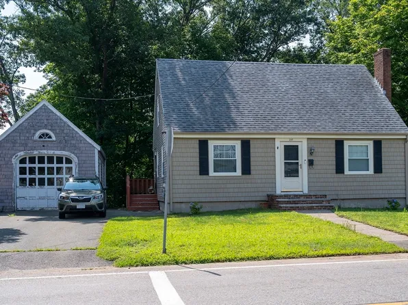 257 Allen St, Randolph, MA 02368