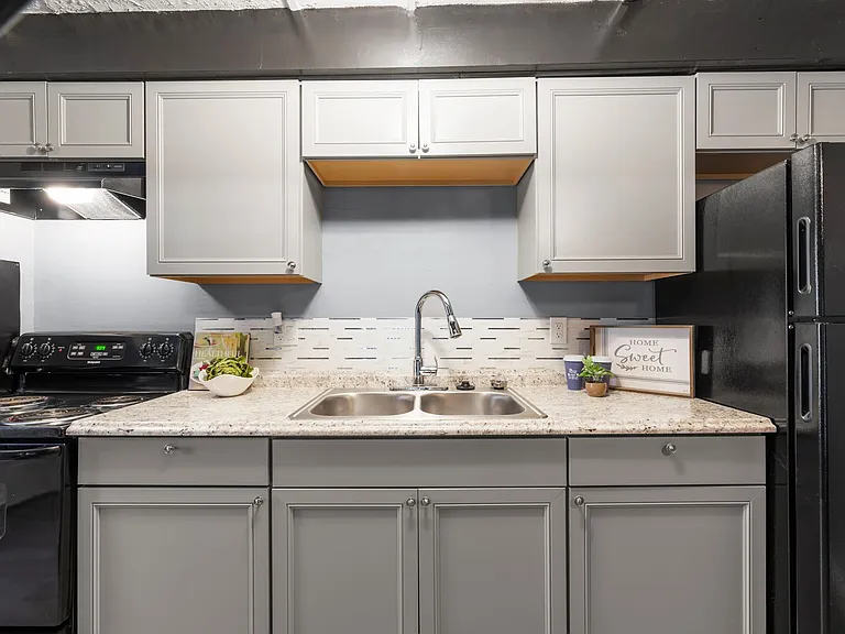 Courtship Village Townhomes — Photo 14