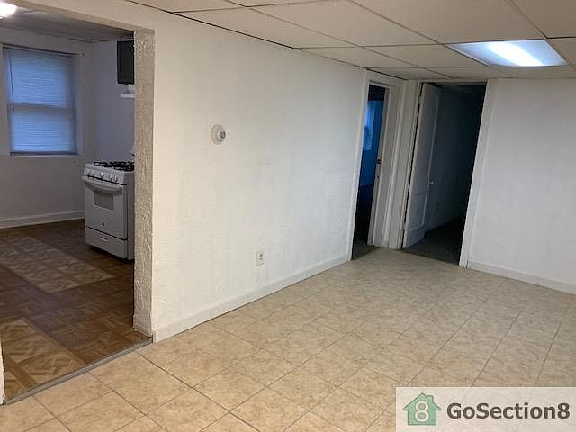 2nd image of 401 Jefferson St