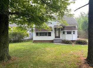 5765 Dunham Rd, Maple Heights, OH 44137